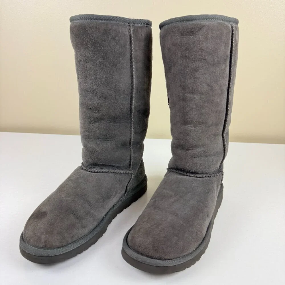 UGG Classic Gray Tall Boots S/N 5815